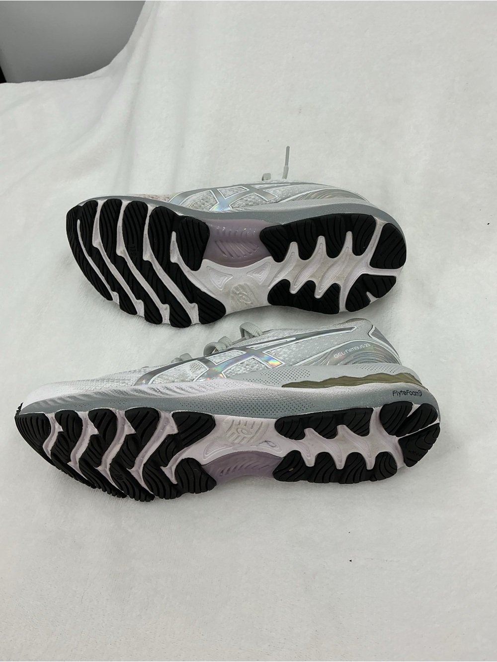 ASICS Light Gray and Lavender Mesh Running Shoes B 45 - Picture 6 of 7